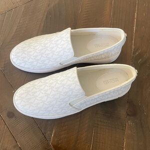 Michael Kors White Slip-On shoes